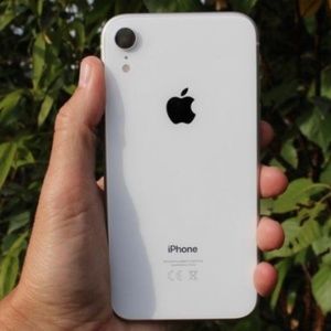 iPhone XR